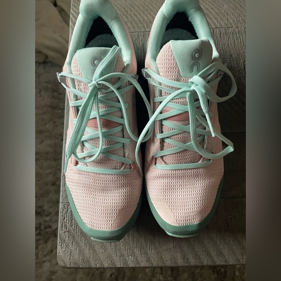 On Running Women's Pastel Pink and Mint Sneakers size 7 - Picture 3 of 9